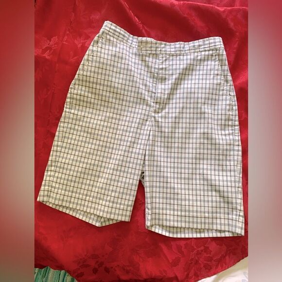 Liz Golf shorts - Picture 1 of 4